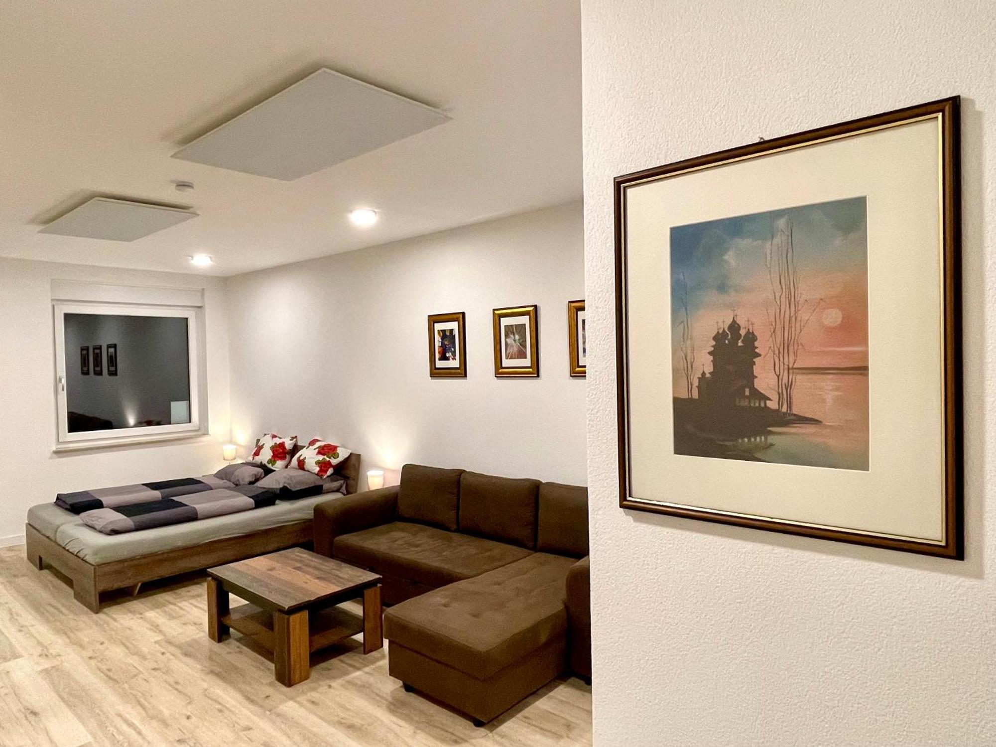 Neu Grosse Einzimmerwohnung Im Zentrum Goldstadt Pforzheim Schloessle Zewnętrze zdjęcie