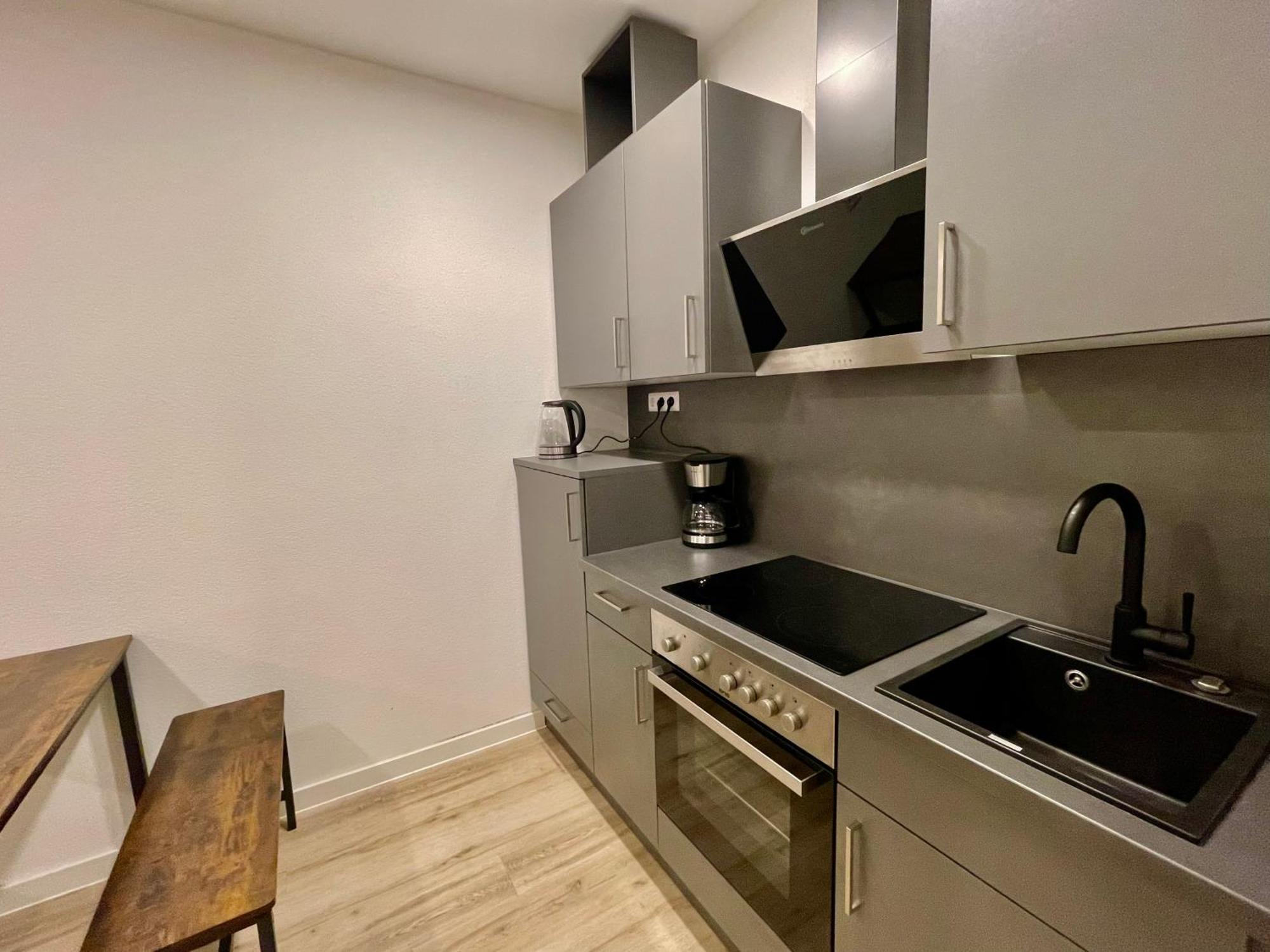 Neu Grosse Einzimmerwohnung Im Zentrum Goldstadt Pforzheim Schloessle Zewnętrze zdjęcie